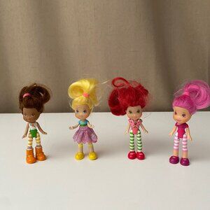 Strawberry Shortcake Lot of 4 Dolls Figurines‎ with Colorful Hair